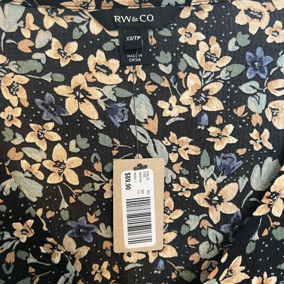 RW&CO Floral Dress - Picture 3 of 5